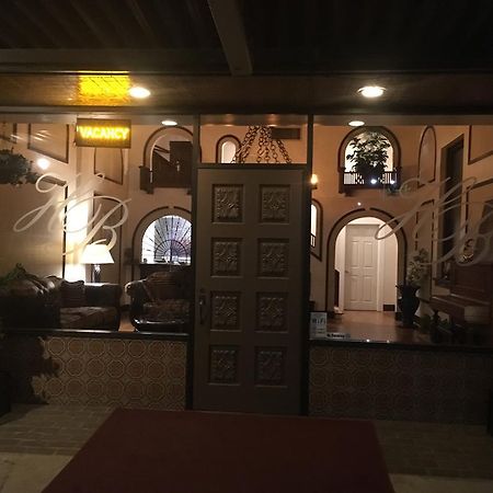 Hotel Burgess Reedley Dış mekan fotoğraf