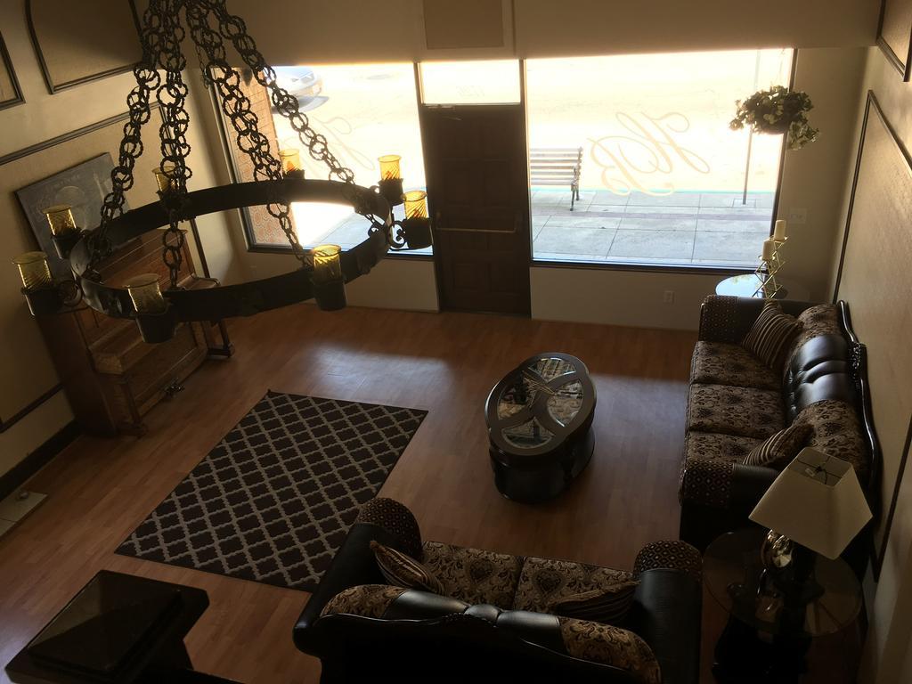 Hotel Burgess Reedley Dış mekan fotoğraf